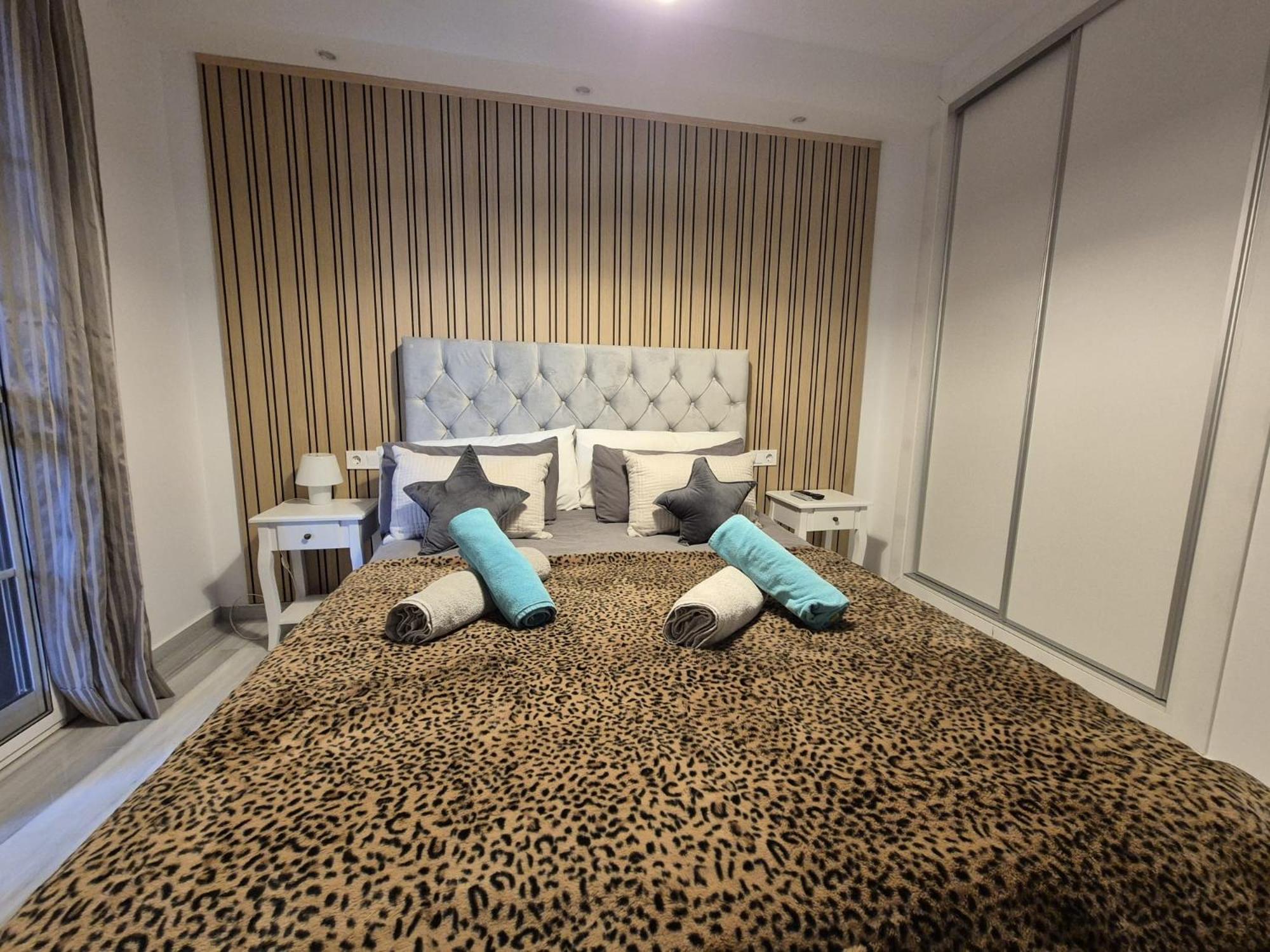 Luxurious Three Bedroom Duplex Apt Close To Beach 丰希罗拉 外观 照片
